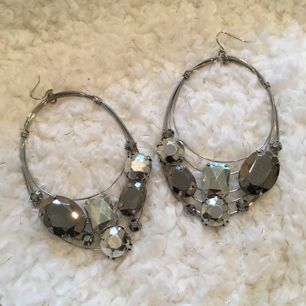 Silver Dangling Fashion Earrings - Picture 1 of 6